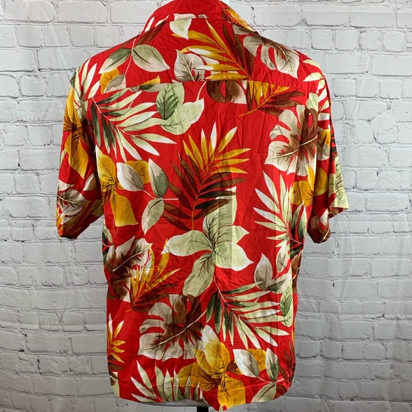 VINTAGE BASIC EDITIONS Hawaiian Shirt Red Button Down with Short Sleeves - Picture 6 of 13